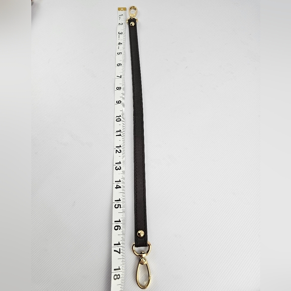 Valentina Red Pebbled Leather Triple Entry Convertible Crossbody Bag - Picture 9 of 10